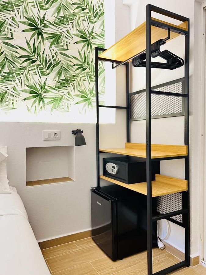 Nanit Rooms Ibiza Hostal Santa Eularia des Riu Exteriör bild