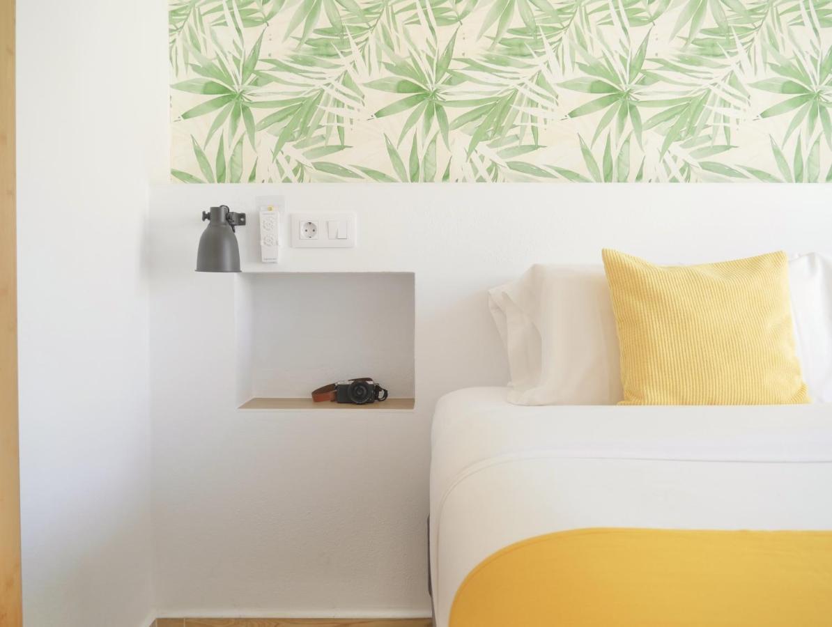 Nanit Rooms Ibiza Hostal Santa Eularia des Riu Exteriör bild