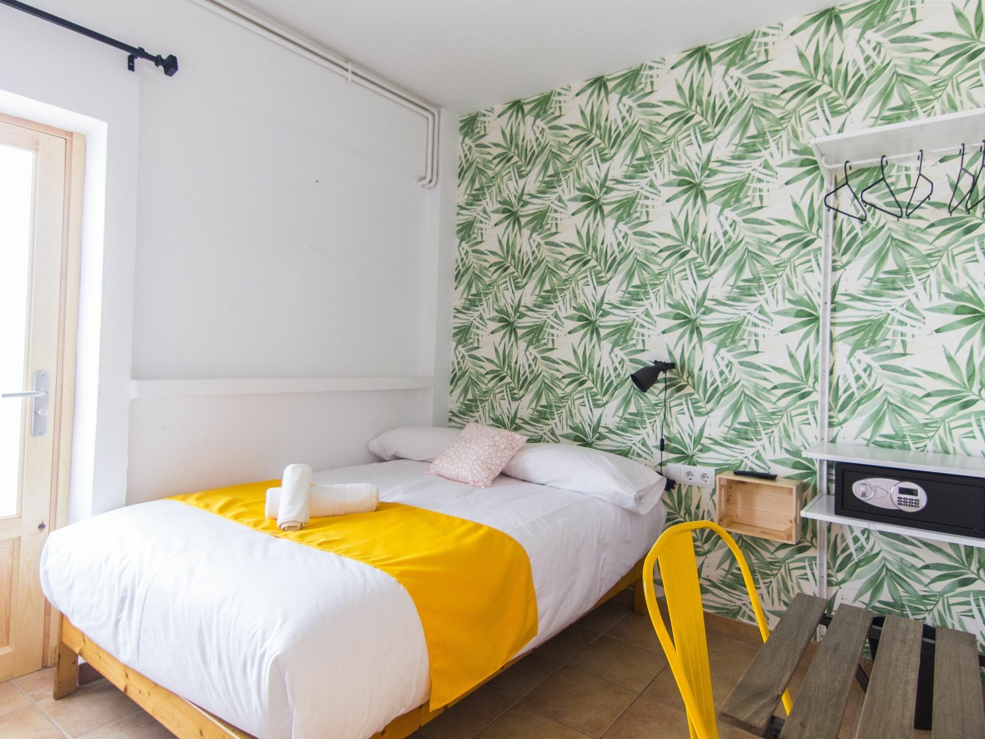 Nanit Rooms Ibiza Hostal Santa Eularia des Riu Exteriör bild
