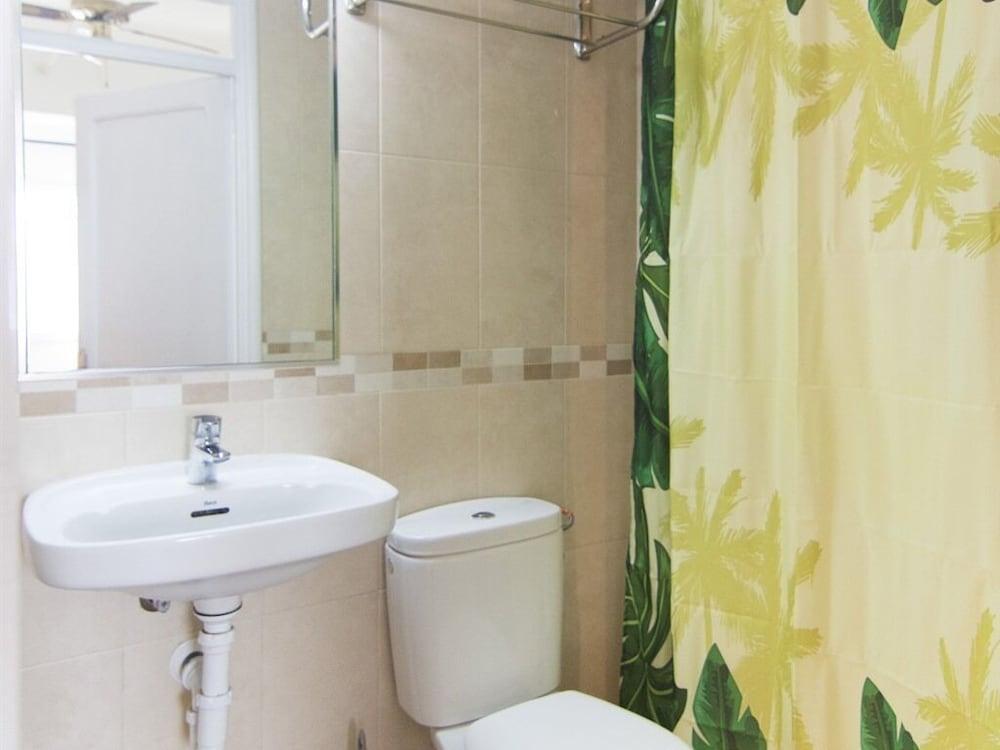 Nanit Rooms Ibiza Hostal Santa Eularia des Riu Exteriör bild